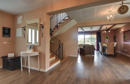 Rakalj House | 317 m² House ∙ 4 bedrooms ∙ 10 guests