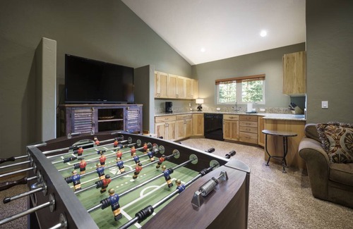 Woodmoor House | 318 m² House ∙ 3 bedrooms ∙ 10 guests