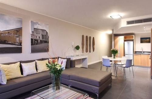 Cape Town City Centre Apartment | 319 Rockwell's Luxury Aparthotel