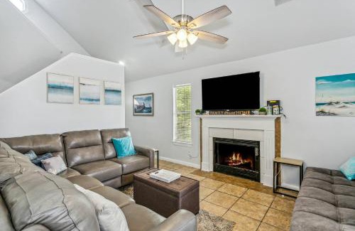 Gulf Breeze House | 3192 Birdseye Cir