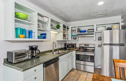 Gulf Breeze House | 3192 Birdseye Cir