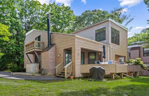 Ocean Pines House | 32 Borderlinks