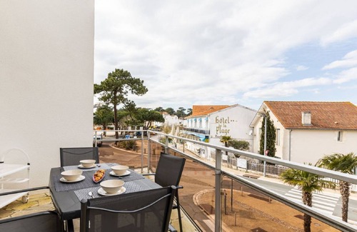 Saint-Palais-sur-Mer Apartment | 32 m² Apartment ∙ 1 bedroom ∙ 4 guests
