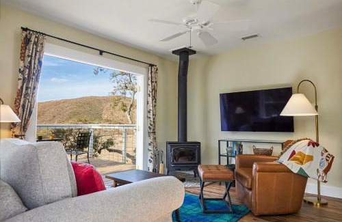 Dulzura House | 320 Acres Farmhouse in East County San Diego