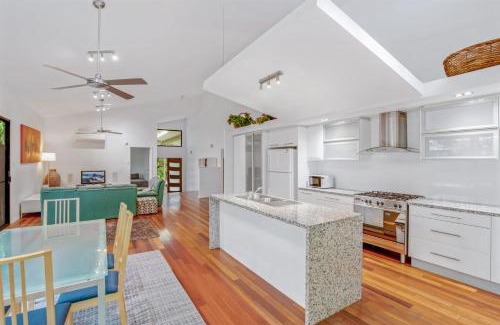 Rainbow Beach House | 33 Esprit Drive Rainbow Beach