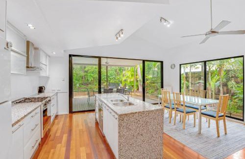 Rainbow Beach House | 33 Esprit Drive Rainbow Beach