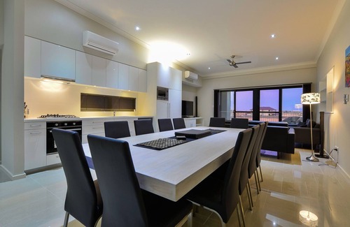 Exmouth House | 33 Inggarda Lane - Impressive Marina property
