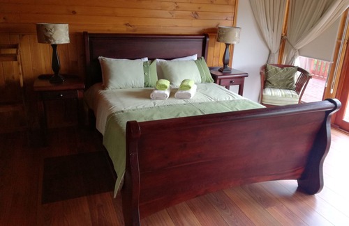 Sedgefield Bed & Breakfast | 33 m² room with veg. Breakfast or whole house with a sea view
