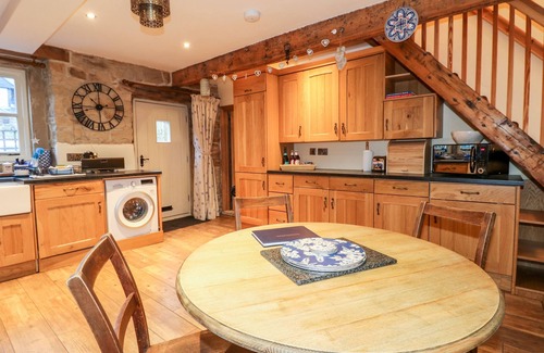 Alfreton Cottage | 33 MAIN ROAD, pet friendly, with open fire in Higham, Derbyshire