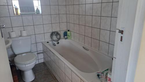 Jeffreys Bay Apartment | 33 on Goedehoop Apartment