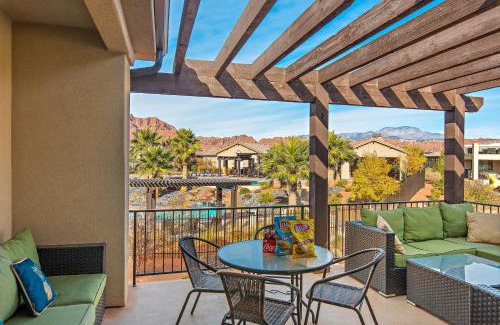Santa Clara House | 33| Poolside Retreat in St George with 3 Deck Views