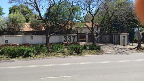Brooklyn House | 337 Justice Mahomed Guest House