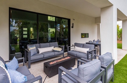 Marshall Parkway House | 33rd Modern Phoenix 4 Bedroom Home by Redawning