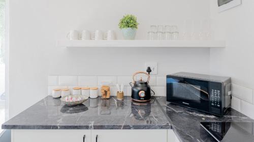 L'Agulhas Apartment | 34.4 Degrees South Studio Apartment