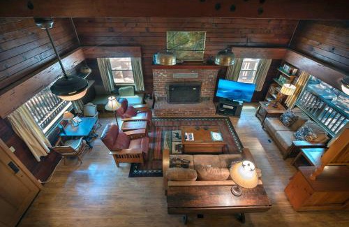 North Wawona Ski Chalet | 34 Grandmas Cabin