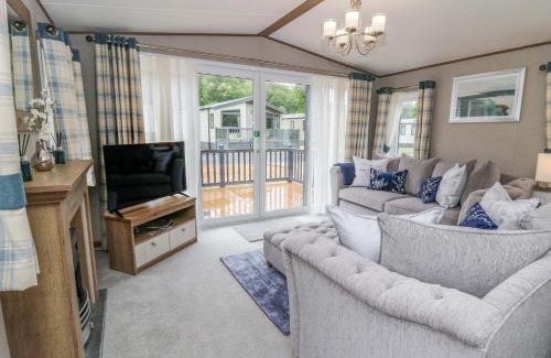 Felinfach House | 34 The Beaumont