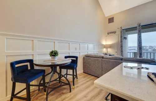 Charlevoix House | 345 Edgewater Inn