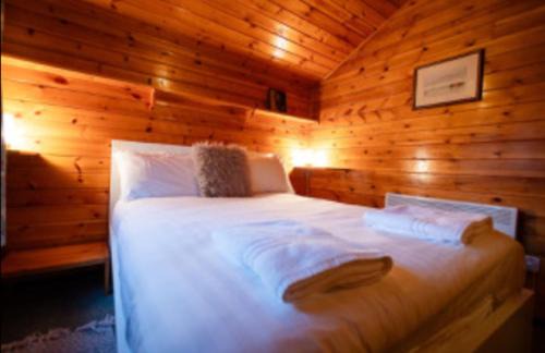 Bronaber House | 345 Ida's Cabin
