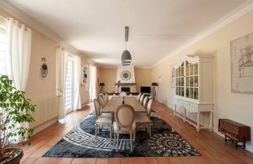 Vianne House | 345 m² House ∙ 5 bedrooms ∙ 13 guests
