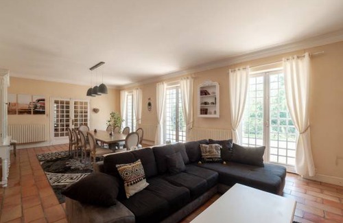 Vianne House | 345 m² House ∙ 5 bedrooms ∙ 13 guests