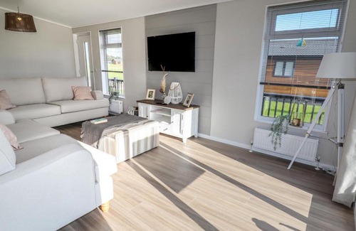 Oakmere House | 35 Delamere Point