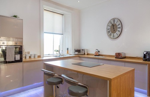 Hawick Apartment | 35 High Street Apartment