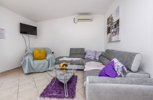 Rogoznica Apartment | 35 m² Apartment ∙ 1 bedroom ∙ 2 guests