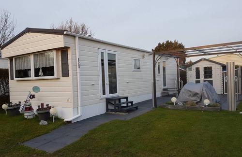 Municipality of Veere Ski Chalet | 35 m² Chalet ∙ 2 bedrooms ∙ 4 guests