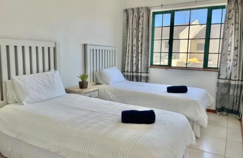 Port Alfred Apartment | 35 Settler Sands Beachfront Accommodation River and Sea View