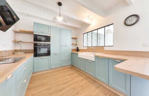 Saint-Jacques Ski Chalet | 350m from Kerfontaine beach - sleeps 14