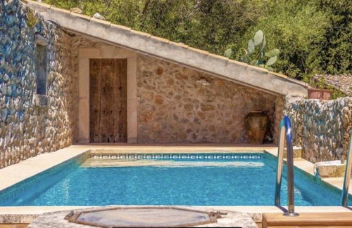 Urbanitzacio la Font Villa | 355 m² Villa ∙ 5 bedrooms ∙ 8 guests