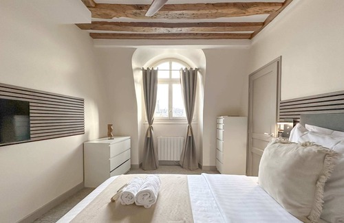 2nd Arrondissement Apartment | 357: Amazing view in Paris Olympic Games 2024