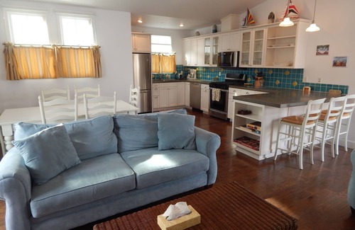 Avila Beach Condo | 359 1st Street 1 Bedroom Condo by Redawning