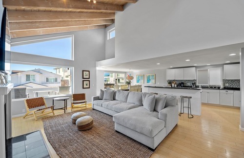 Hollywood Beach House | 3612O Hollywood Beach Inboard home Pet Friendly!