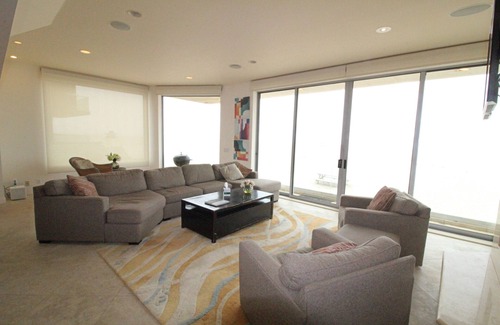 Hollywood Beach House | 3625O Lev Beach House at Hollywood Beach Oceanfront