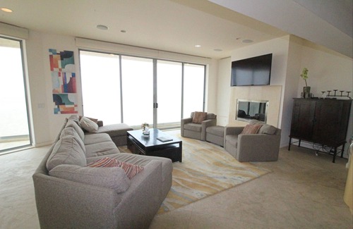 Hollywood Beach House | 3625O Lev Beach House at Hollywood Beach Oceanfront