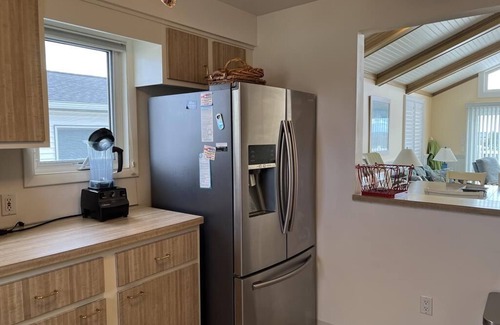 Dennisville Condo | 364 47th Place, Unit:East