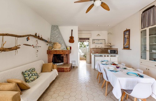 Torre Castiglione House | 3674 Villetta Sapore di Sale by BarbarHouse