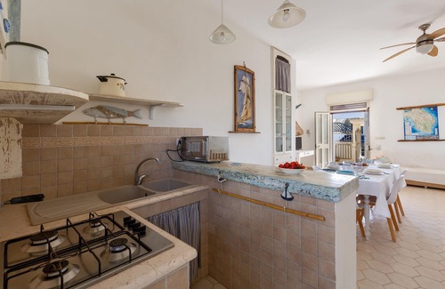Torre Castiglione House | 3674 Villetta Sapore di Sale by BarbarHouse