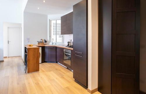 Fabron Apartment | #37 1BDR Bagatelle, Promenade, sea front Balcony & AC