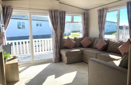 Morecambe House | 37 Bay View Oceans Edge by Waterside Holiday Lodges