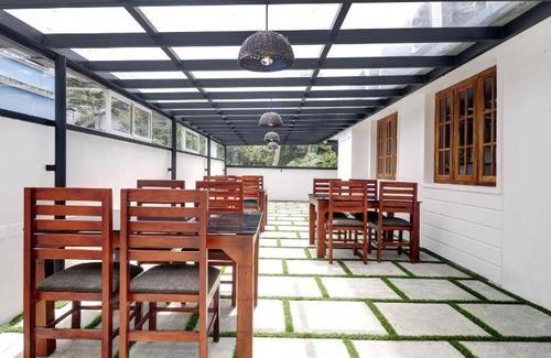 North Paravur Hotel | 37 m² Hotel ∙ 4 guests