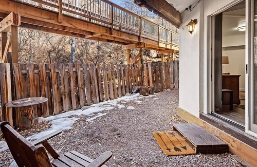Mountain Valley House | 37 Mountain Laurel Drive Studio W/yard Studio Bedroom Home by Redawning