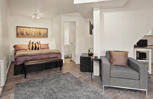 Mountain Valley House | 37 Mountain Laurel Drive Studio W/yard Studio Bedroom Home by Redawning