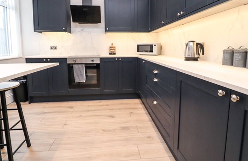 Thornton-Cleveleys Cottage | 37 NUTTER ROAD, pet friendly, country holiday cottage in Cleveleys