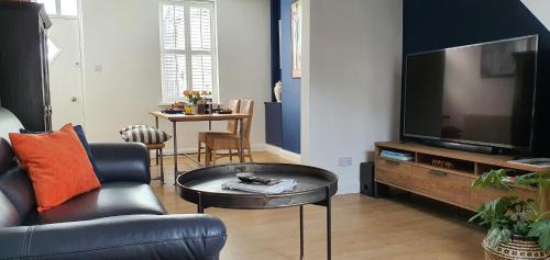 Beverley House | 37 Trinity Lane