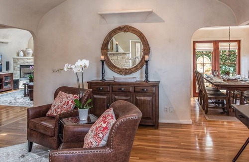 Northwest Carmel House | 3770 Stone's Throw 3 Bedroom Home by Redawning