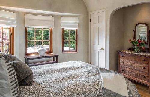 Northwest Carmel House | 3770 Stone's Throw 3 Bedroom Home by Redawning
