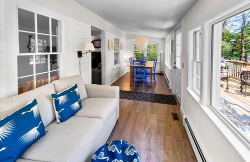 Harwich House | 379 Oak Street Harwich Cape Cod - - Harwich Hideaway