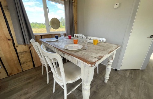 Heythuysen Ski Chalet | 38 m² Chalet ∙ 2 bedrooms ∙ 4 guests